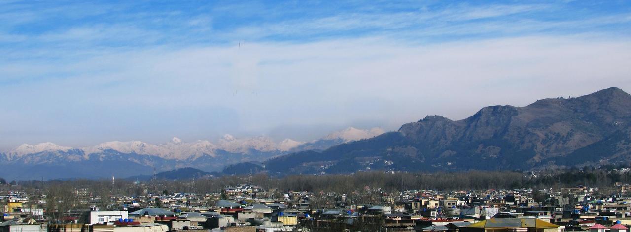 Stargaze Hotel & Apartment Abbottabad Exterior photo