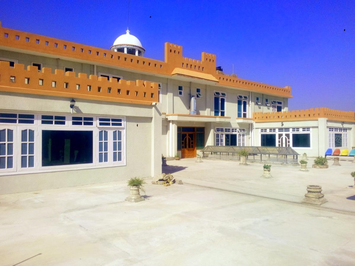 Stargaze Hotel & Apartment Abbottabad Exterior photo